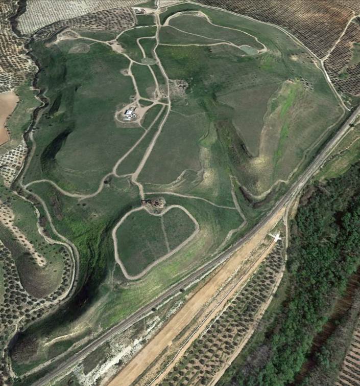 Vista aérea del sitio arqueológico de Cástulo.